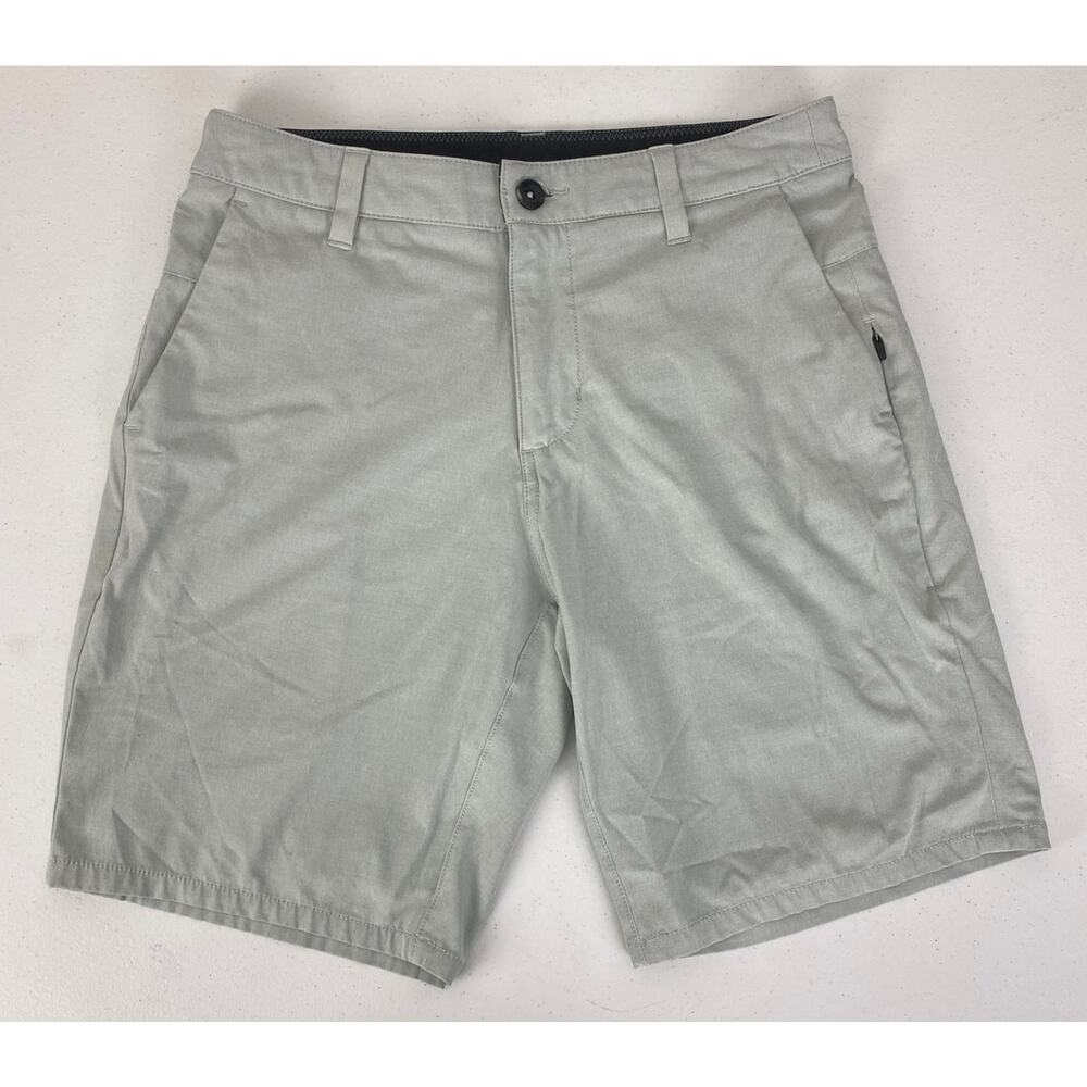 Vuori Men's Light Sage Performance Flat-Front Shorts